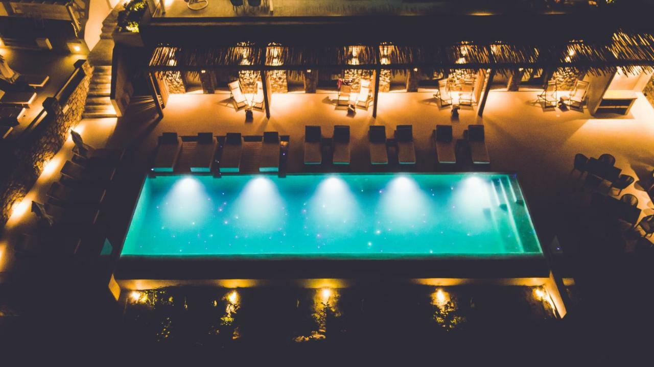 Super Paradise Hotel Extérieur photo